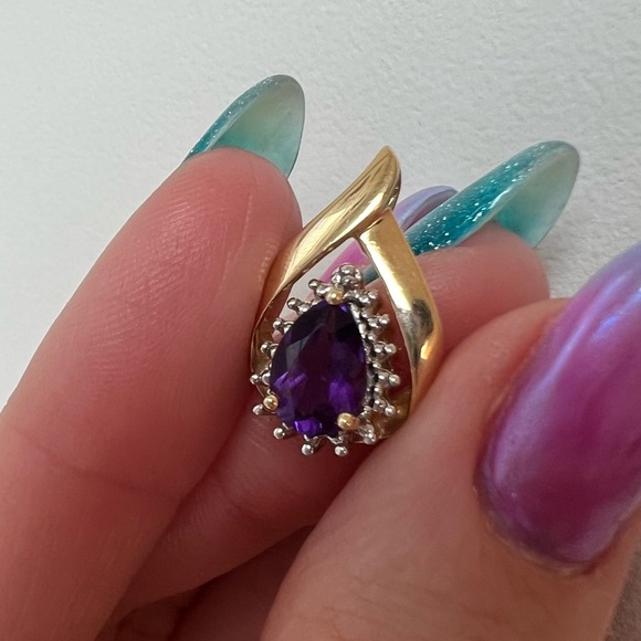 14K Gold & Amethyst Pendant - Picture 8 of 15